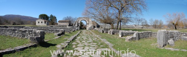 Saepinum - Panoramica verso Porta Bovianum.